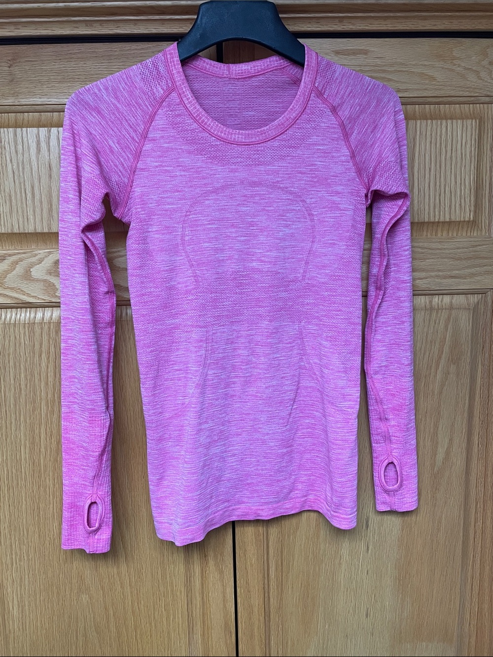 Lululemon Swiftly Tech Long Sleeve - Size 6